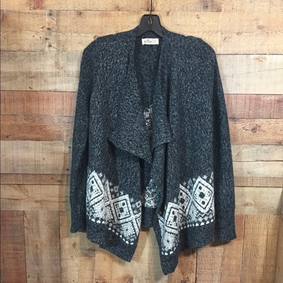 Hollister Sweater - Picture 6 of 7